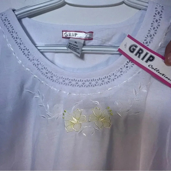 Women’s White Blouse - Picture 2 of 7